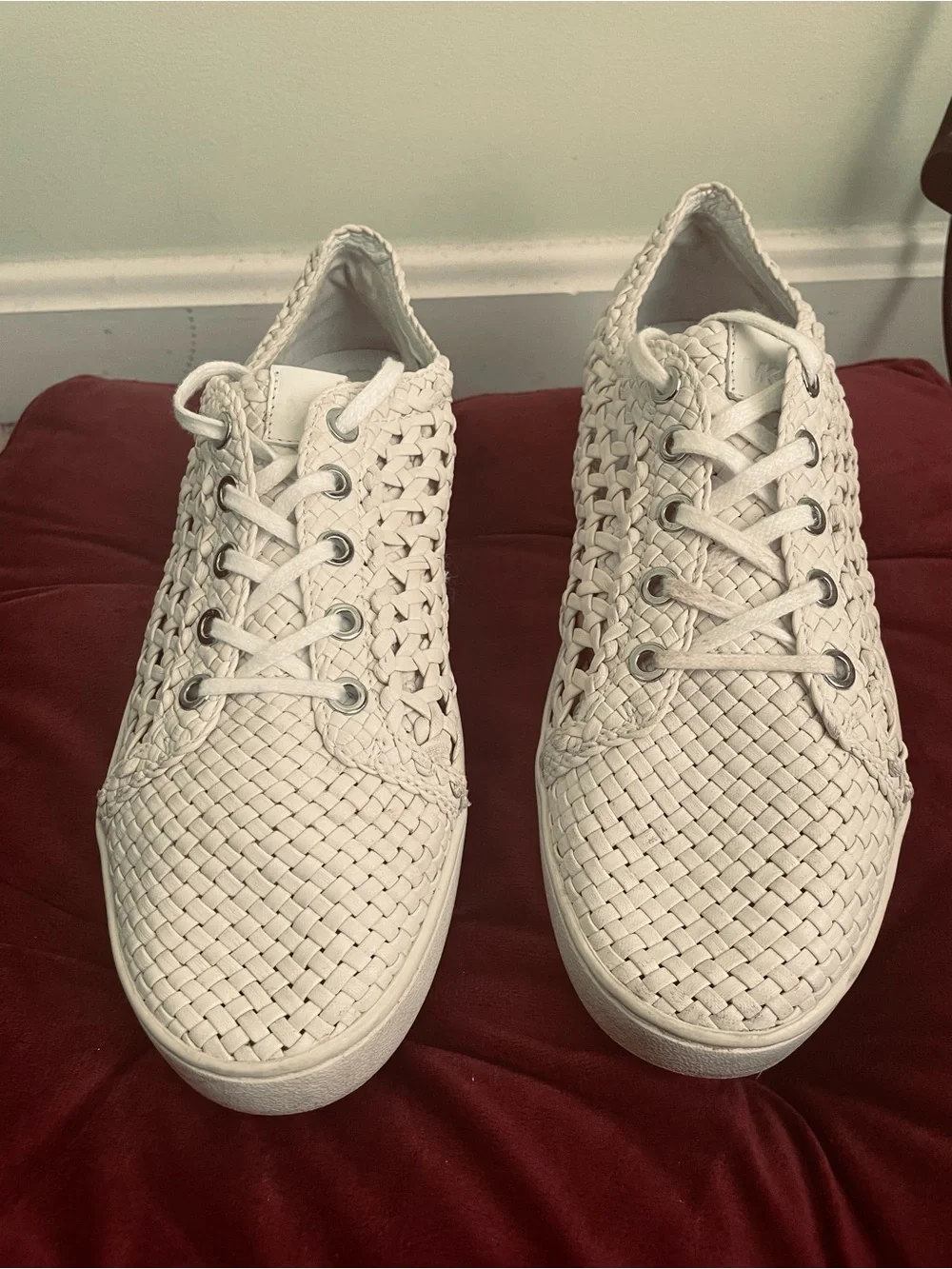 Michael Kors Sneakers - White Woven Lace-Up Platform Sneakers - size 10